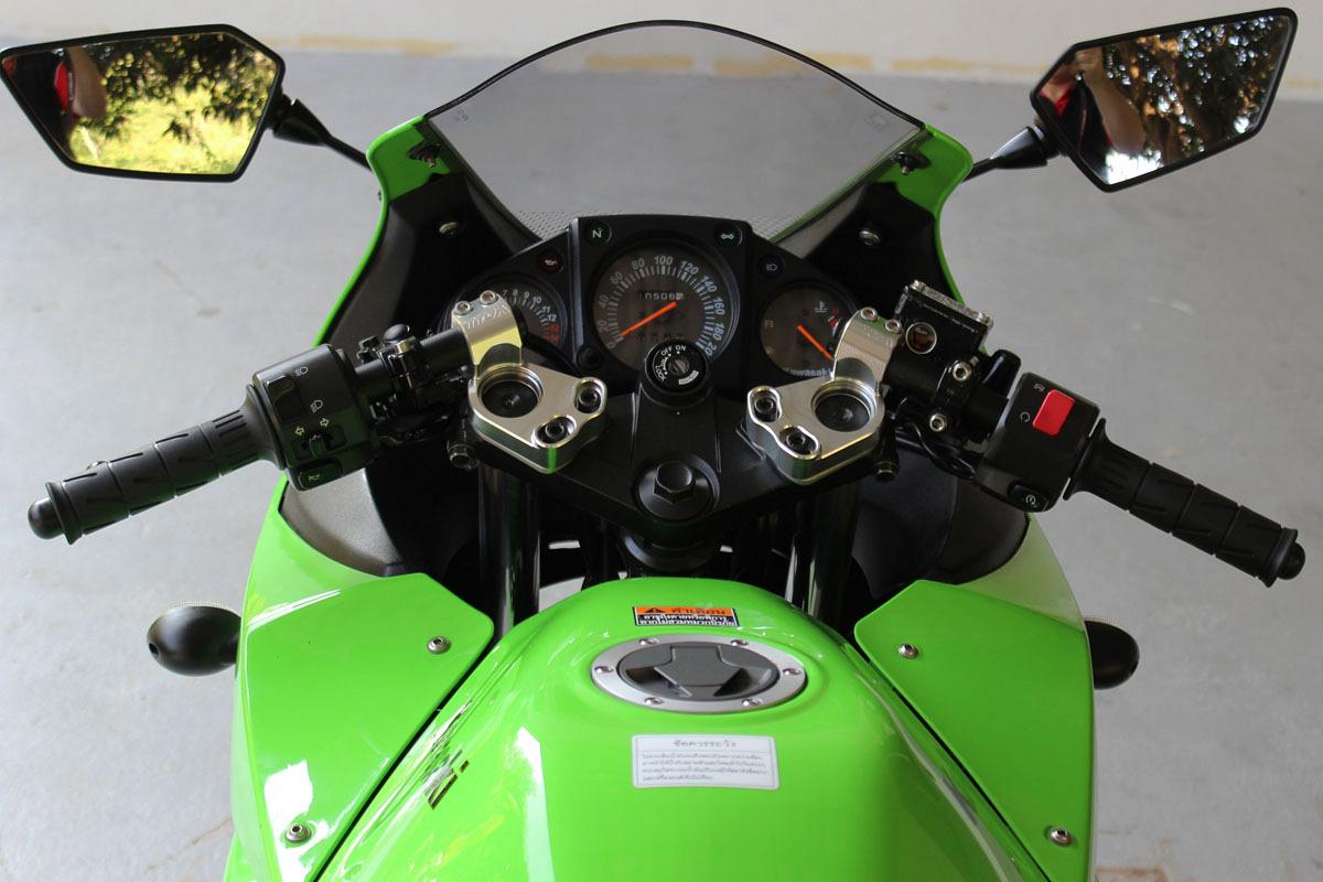 Kawasaki Ninja 300 руль