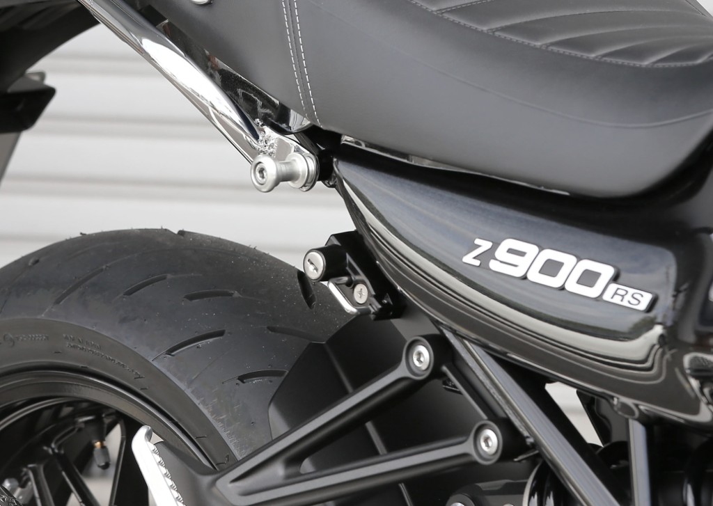 sv650 helmet lock