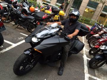 Customer S Motorcycle Abdul Raqiib S Honda Nm4 02 Custom Webike