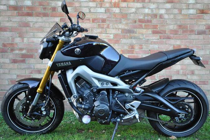 Customer's Motorcycle: Dubz list's YAMAHA MT09 Custom - Webike