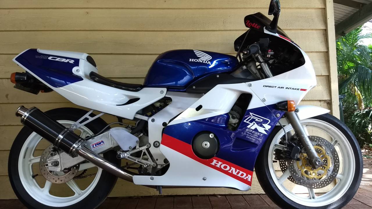 Honda cbr250rr mc22