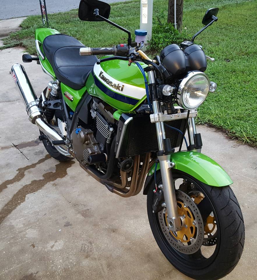 Customer's Motorcycle: Supersonic12r's KAWASAKI ZRX Custom - Webike