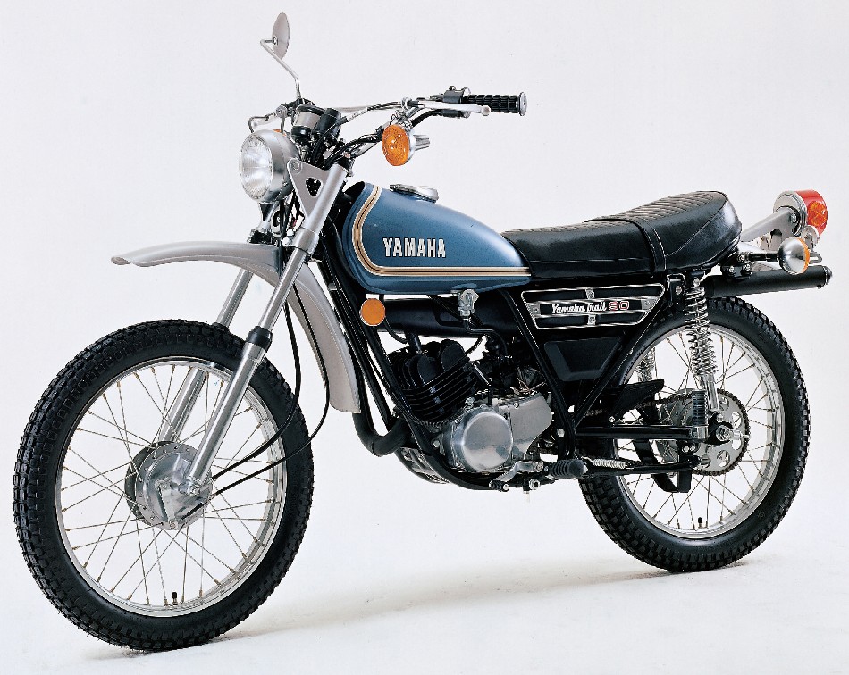 Suzuki dt 90