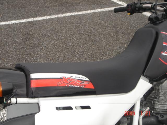 xr400 seat cover